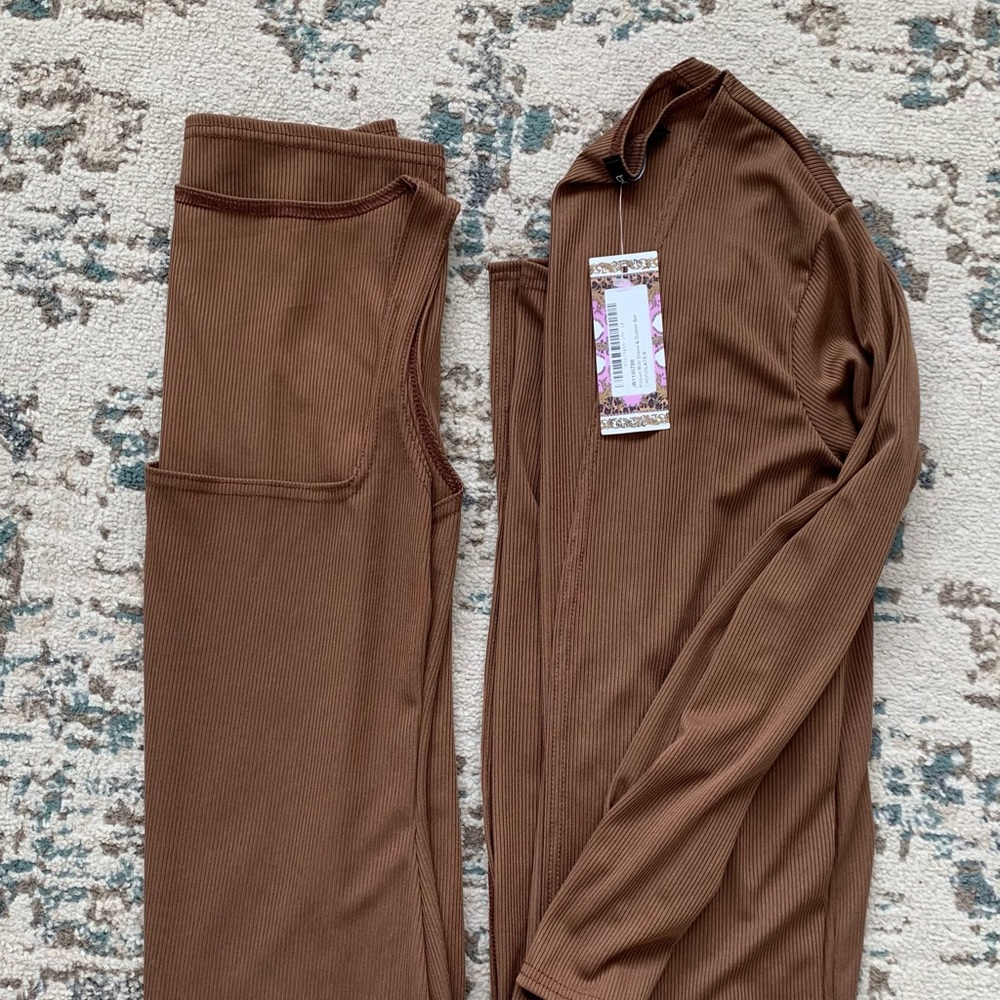 Boohoo dress n cardigan set. Small